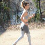 workout outfit, outdoor voices, motivating fitness